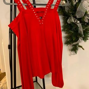 XOXO RED cold Shoulder size S Top with grommet accents. A GREAT HOLIDAY PICE!